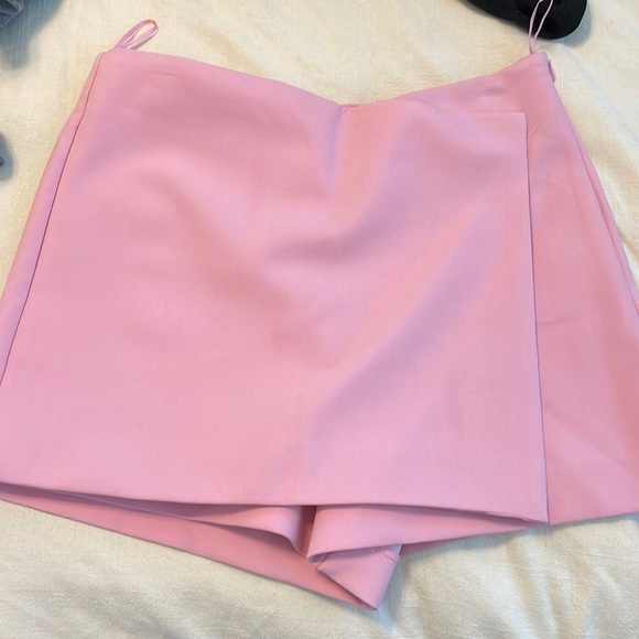 Zara Pants - Zara pink skirt small